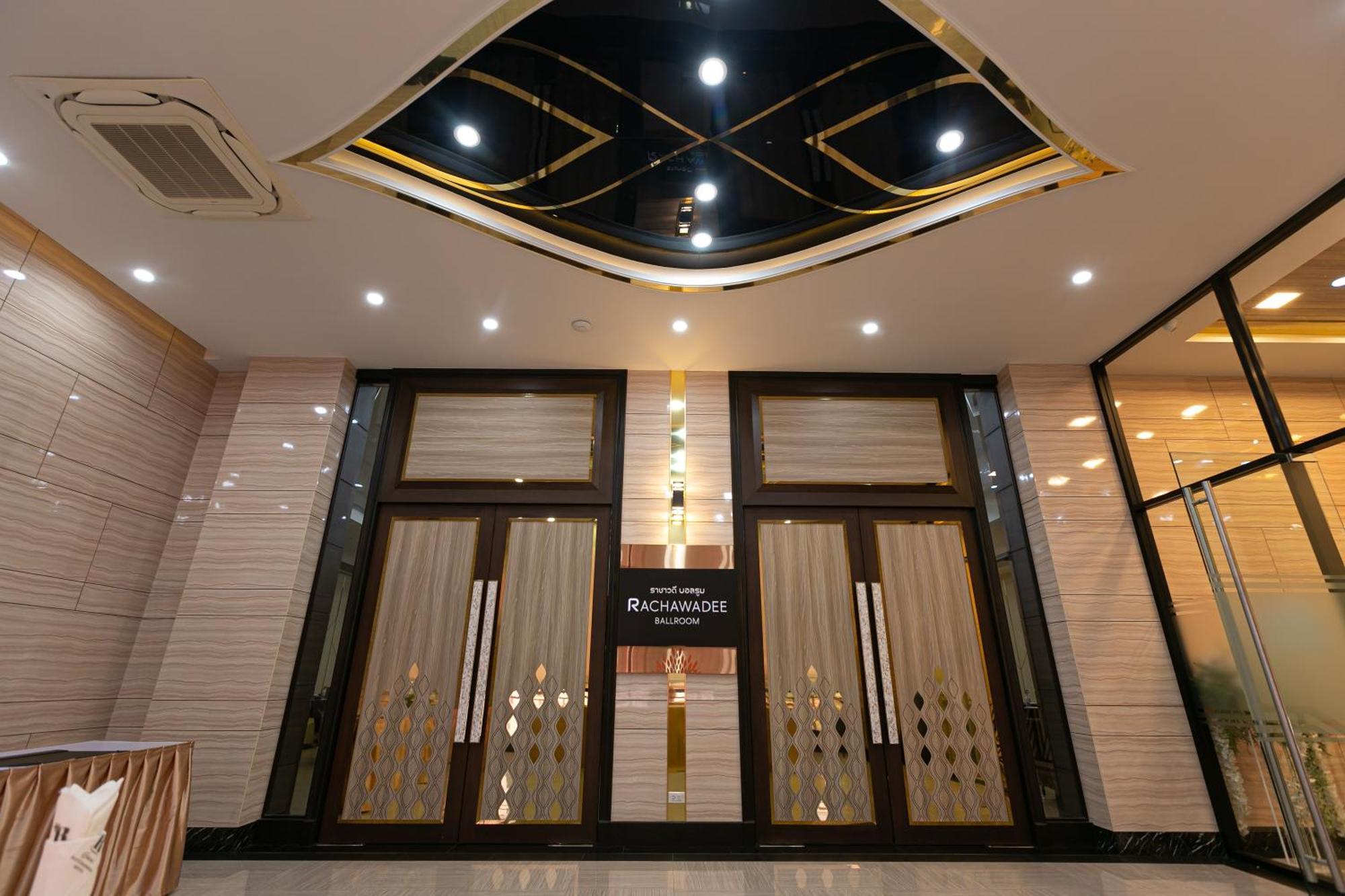 Grand Ratchapruek Hotel Pak Kret Exteriör bild