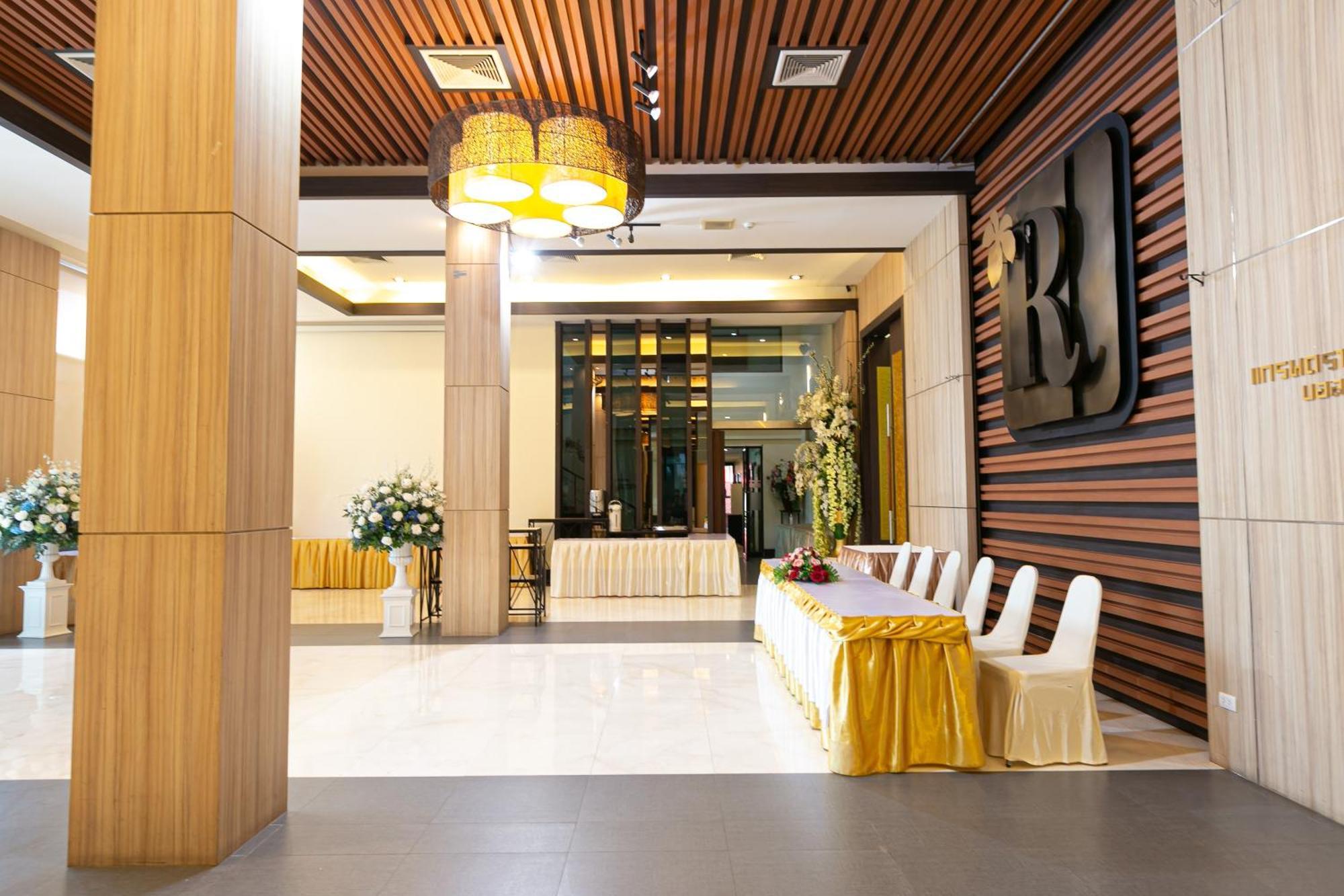 Grand Ratchapruek Hotel Pak Kret Exteriör bild